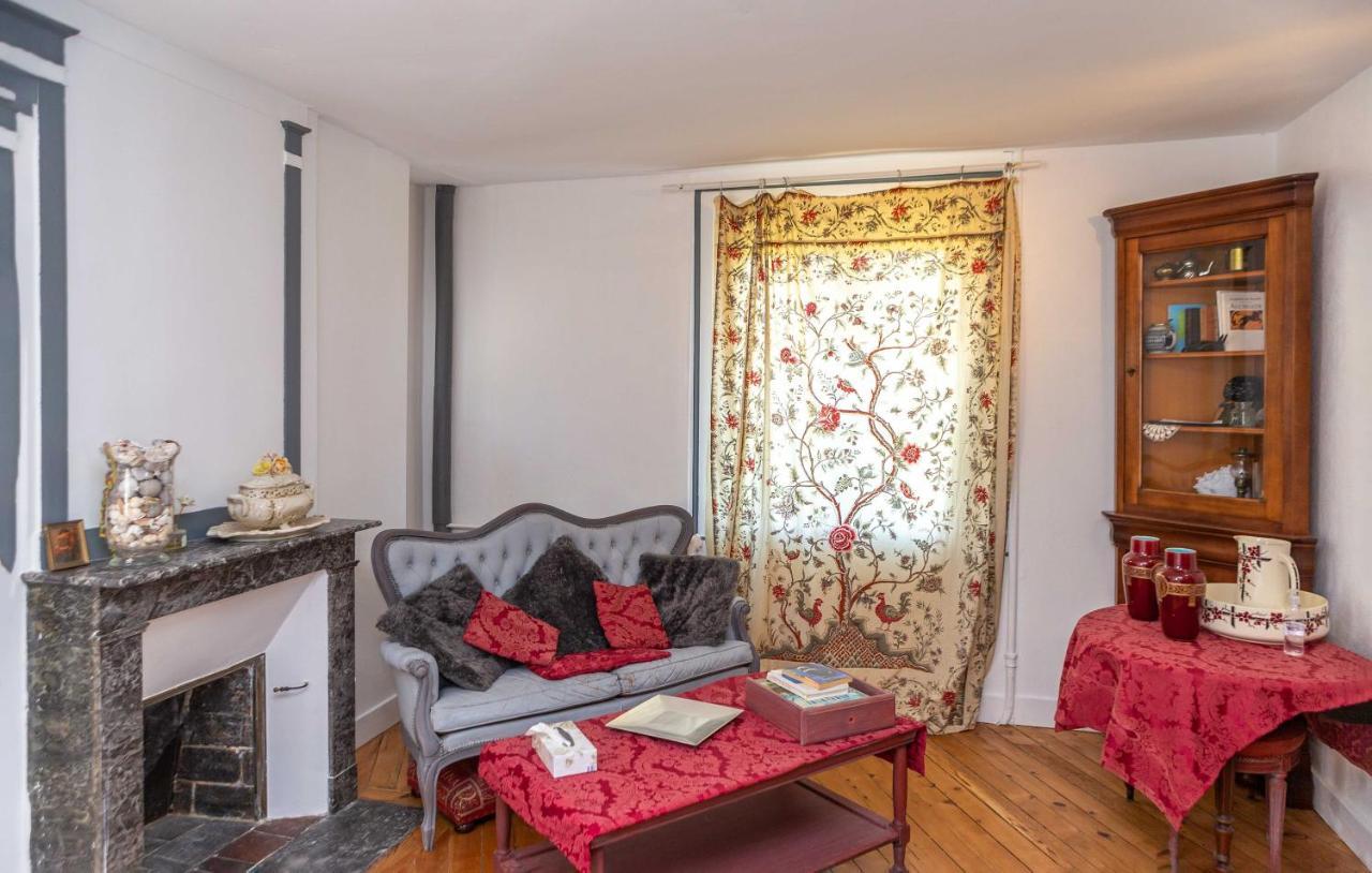 Chambre D'Hotes Les Jardins De Marie, Sci Charles III Bernay  Exteriér fotografie